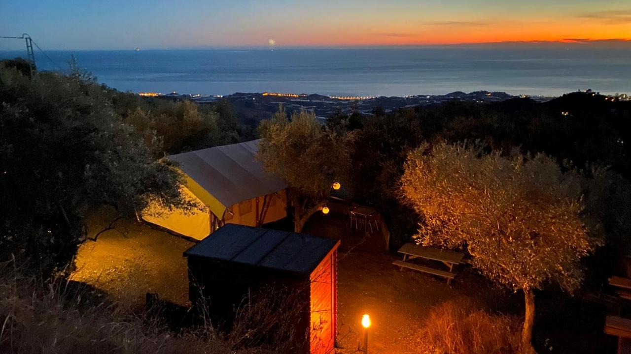 Campo Agave Luxury Tents Sayalonga エクステリア 写真